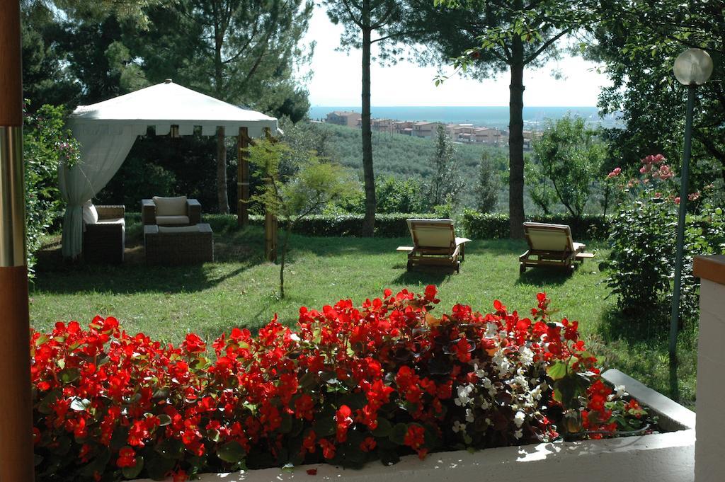 Colle Moro - B&B Villa Maria Citta Sant'Angelo Exterior foto